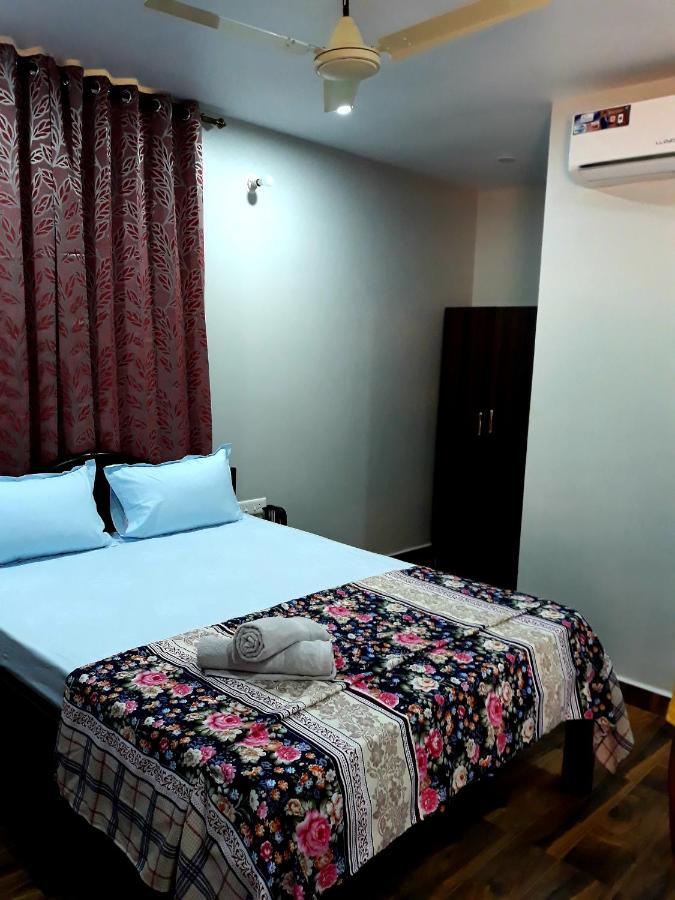 Shawn'S The Morjim Enclave Hotel Zewnętrze zdjęcie